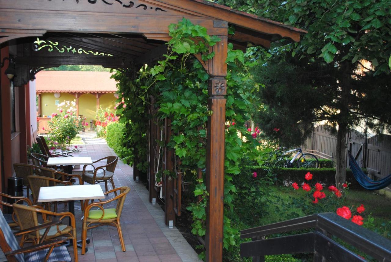 Vila Delta Travel - Mila 23 Mila Douăzeci şi Trei Exteriör bild