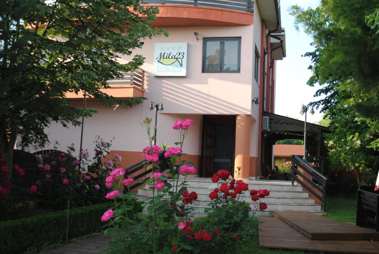 Vila Delta Travel - Mila 23 Mila Douăzeci şi Trei Exteriör bild