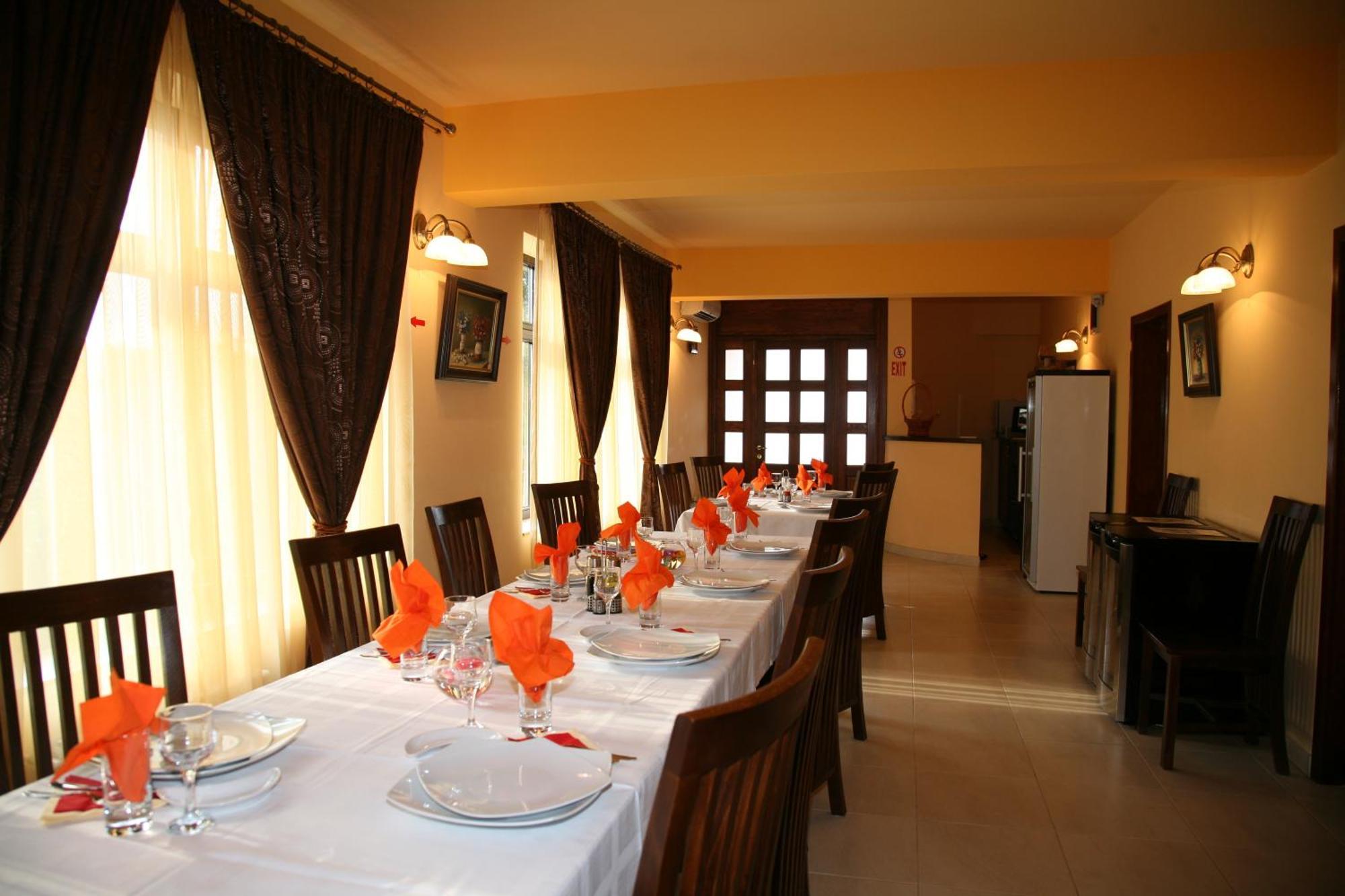 Vila Delta Travel - Mila 23 Mila Douăzeci şi Trei Exteriör bild