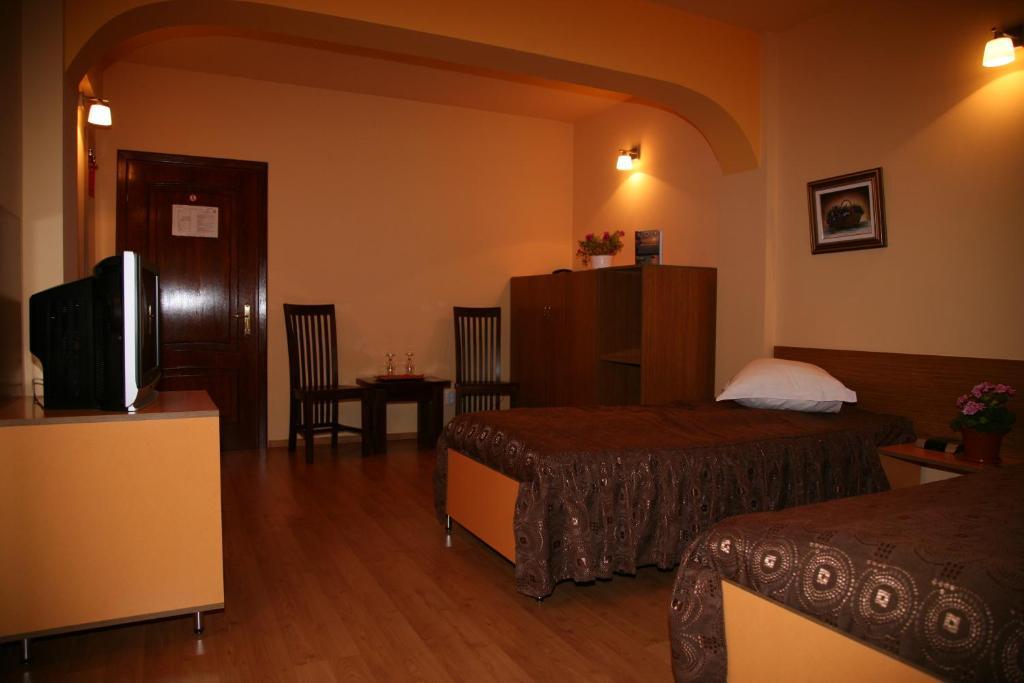 Vila Delta Travel - Mila 23 Mila Douăzeci şi Trei Exteriör bild
