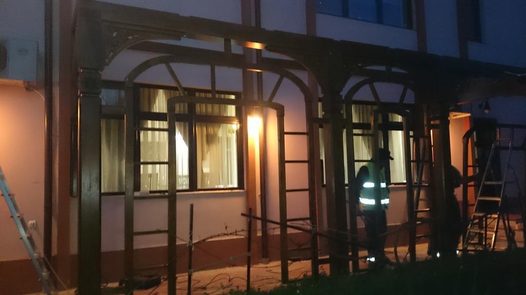 Vila Delta Travel - Mila 23 Mila Douăzeci şi Trei Exteriör bild